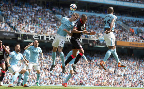 他们都曾在 他们都曾在