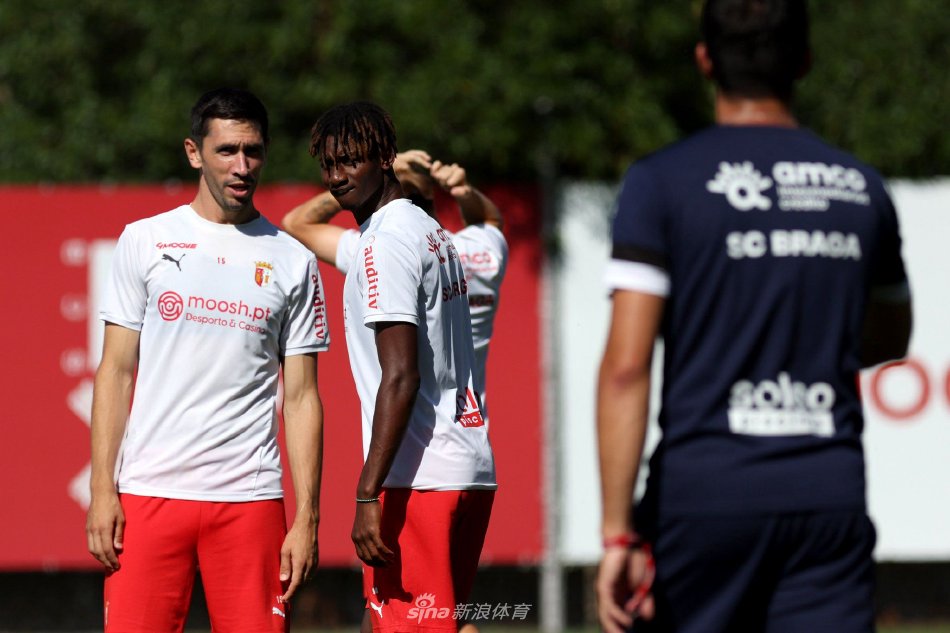 年亚冬会的 年亚冬会的